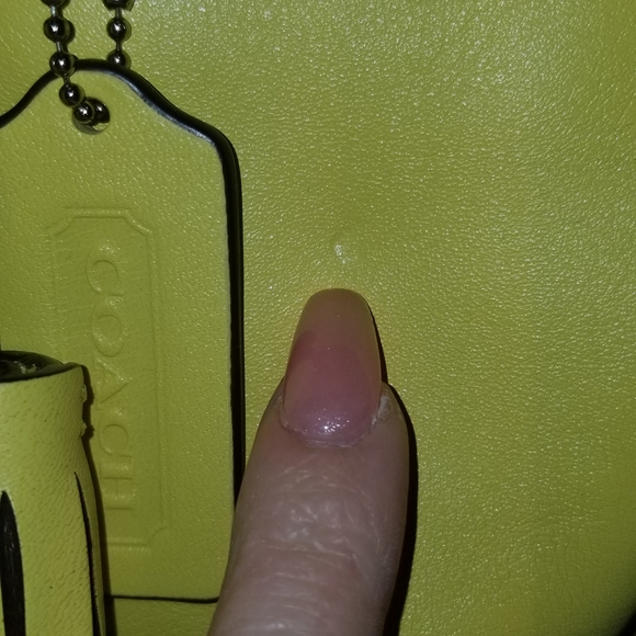 Coach Legacy Haley in Yellow leather - Picture 3 of 14